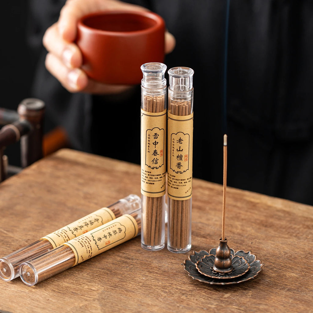 30Pcs Natural Traditional Incense Sticks, 10.5 Short Incense Sticks for Aromatherapy, Old Mountain Sandalwood, Nha Trang Agarwood