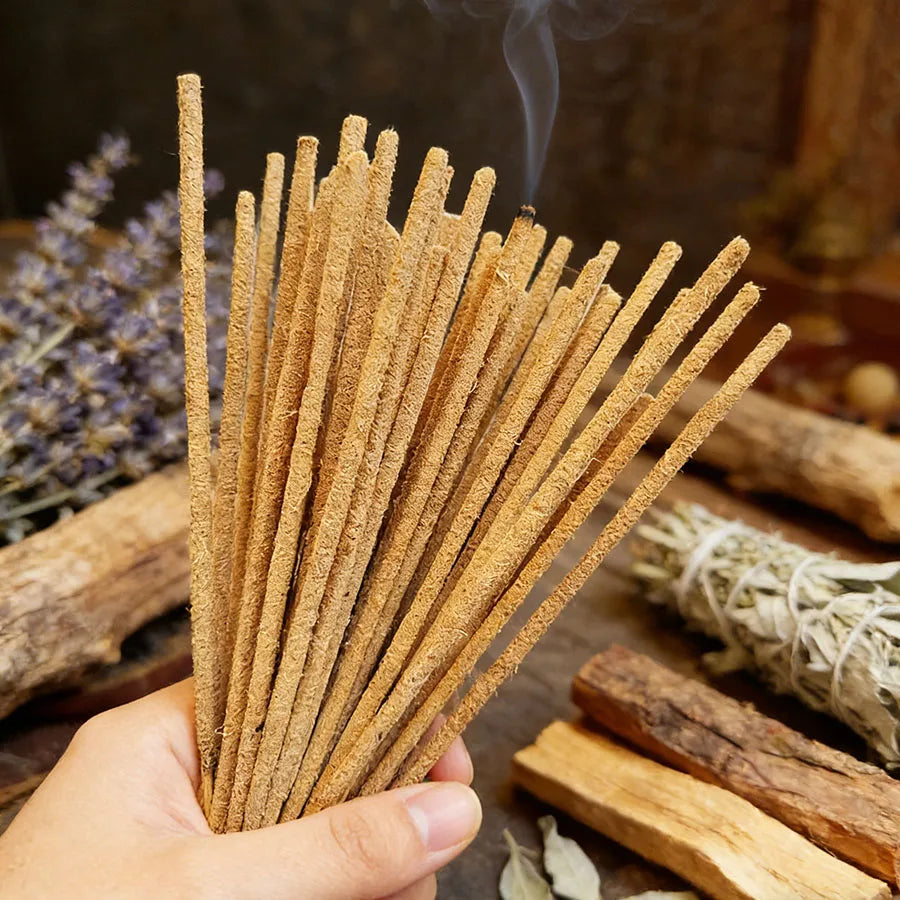High Quality Handmade Palosanto Incense Sticks Emit a Pure and Rich Woody Aroma to Meet Different Spatial Needs