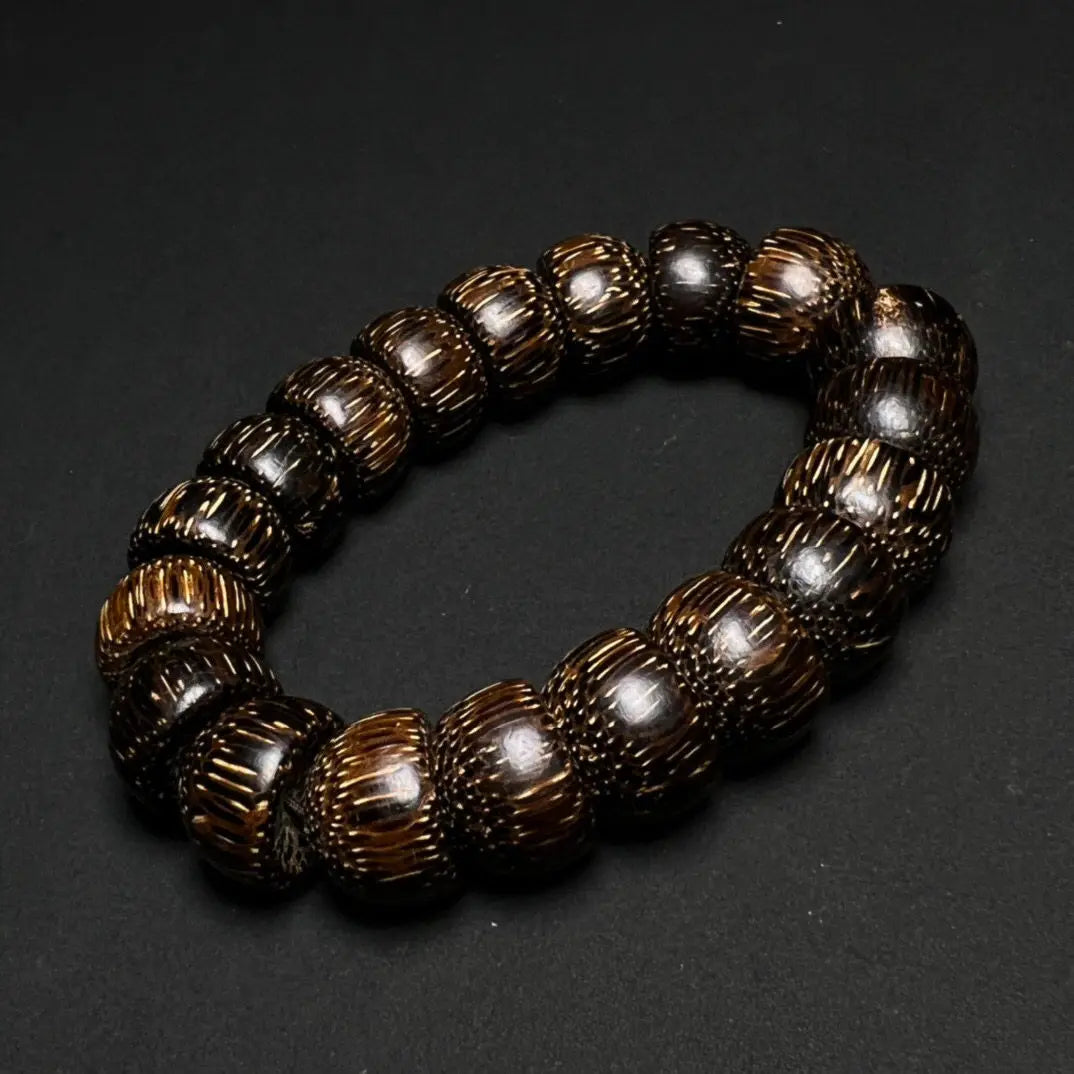 Natural Aged Agarwood Bracelet from Khanh Hoa, Unisex Buddhist Prayer Beads with Dragon Pattern in Gift Box Set