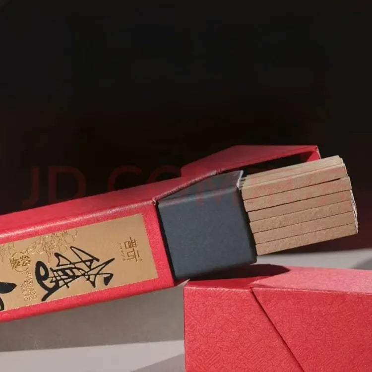 2-Hour Long-Lasting Incense Sticks with Fragrances of Agarwood, Sandalwood, and Frankincense, Made Using Traditional Methods, Are Rich in Aroma, Purify the Air, Deodorize and Freshen the Atmosphere, Provide a Refreshing and Invigorating Effect, and Have a