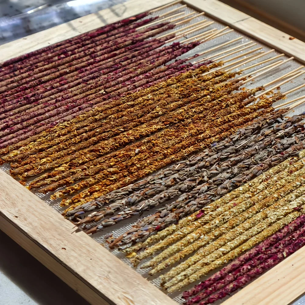 Argentinian Hand-Rolled Incense Sticks in a Box, Containing 6 Scents Including Osmanthus, Rose, Jasmine, Narcissus, Sacred Wood, and Lavender, 21cm Long, with a Rich Aroma, Purifies the Air, Suitable for Yoga, Meditation, Hosting Guests, Reading, Etc