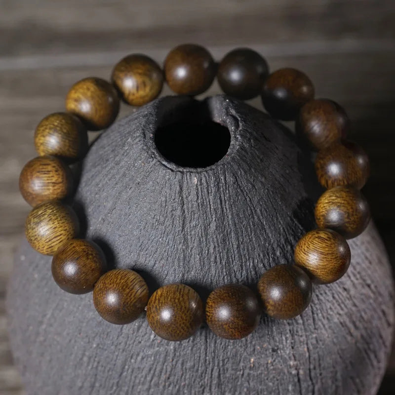 Fusen Qi Nan Agarwood , Yingge Green Qi Old Material High-Oil Qi Shi Wenwan Bracelet, Exquisite Gift