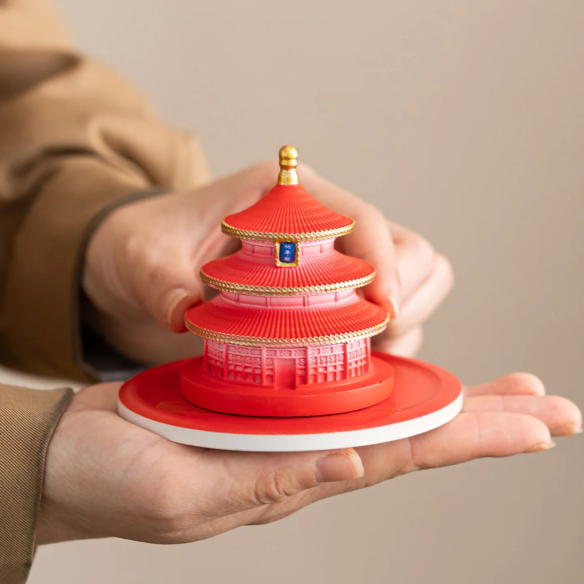 New Chinese Style Temple of Heaven Resin Incense Burner Coil Censer For Agarwood Home Living Room Housewarming Holiday Gift