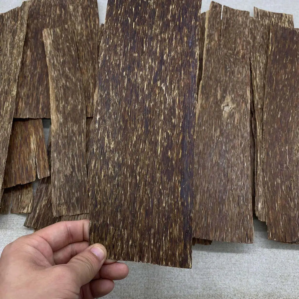 Agarwood Chips Oud Chips | High Quality Incense Aroma Natural and Rare 50g