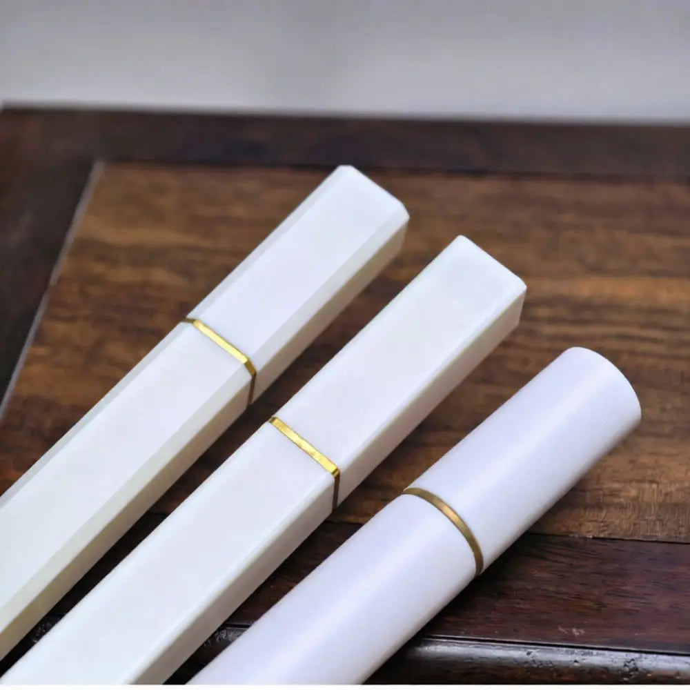 Modern Acrylic Incense Tube Holder Luxury Fragrance Storage Case Sealable Agarwood Sandalwood Stick Organizer For Office