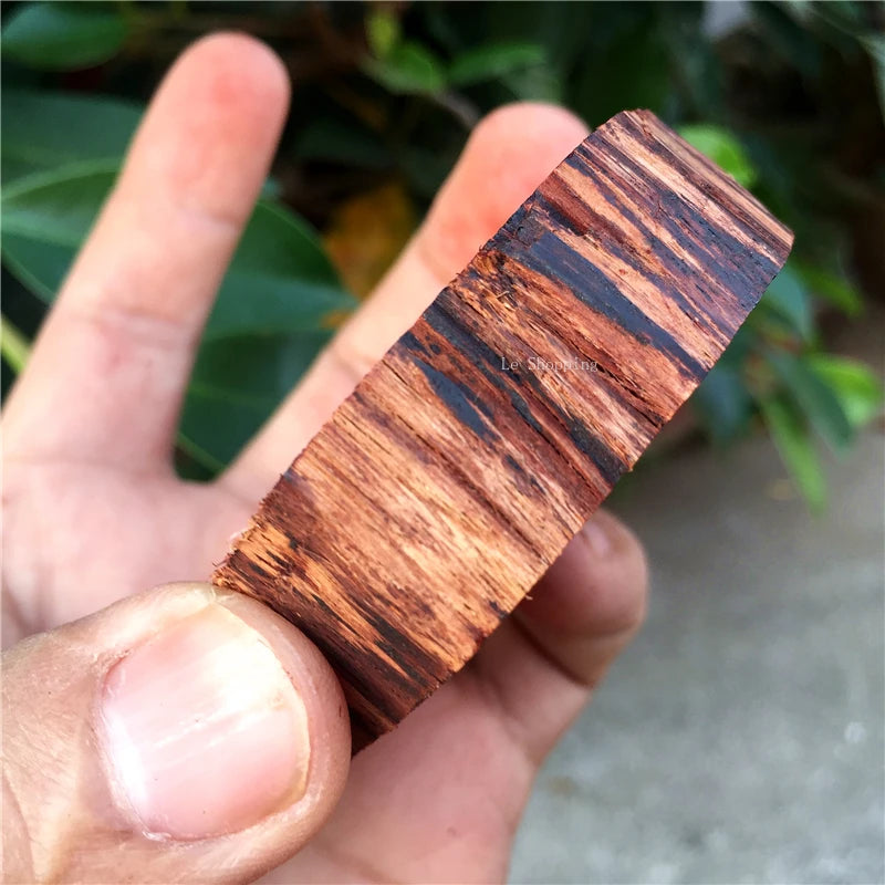 Myanmar Small Leaf Xiangzhen Incense Log Round Qi Nan Aromatherapy Material Home Car Pendant Buddha Beads Bracelet Decoration