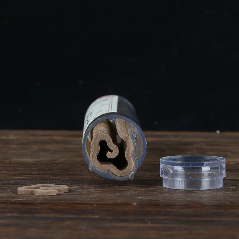 42 Pieces of Small Xiangyun Coiled Incense Nha Trang Agarwood and Sandalwood, Multiple Scents (42 Pieces Per Bottle)