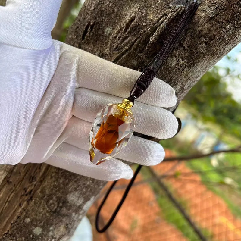 1.5g Natural Qinan Agarwood Essential Oil Crystal Pendant Indoor/office/car Sachet/Soothing Fragrance/long-lasting Aromatherapy