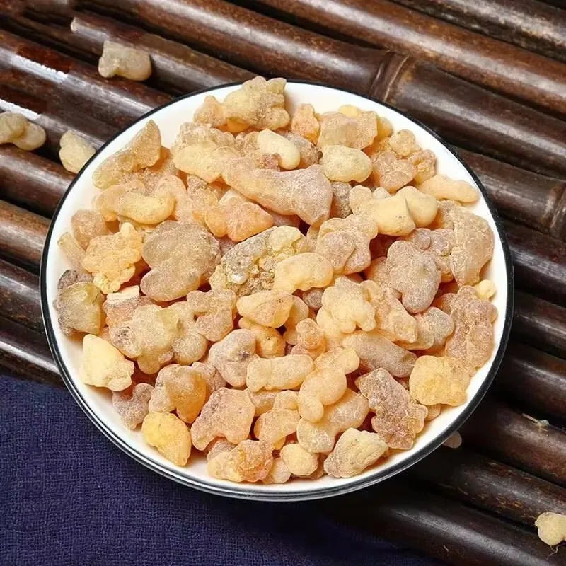 Premium Oman Hojari Frankincense 10g Green Resin Incense