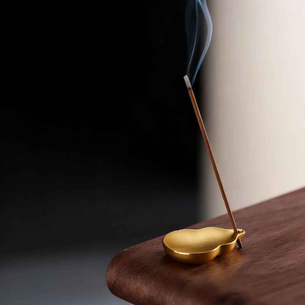 Natural Agarwood Incense, A Calming and Sleep-promoting Aromatherapy for Home Use, Convenient Sandalwood for Yoga Bedrooms