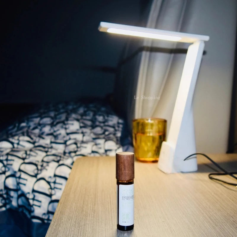 10ml Natural Agarwood Sandalwood Essential Home Bedroom Oil Purify The Air Calm The Mind and Aid Sleep Compound Essential Oil