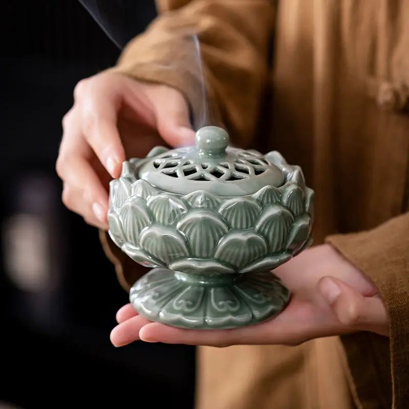 New Chinese High-Footed Lotus Ceramic Plate Incense Burner Household Indoor Agarwood Sandalwood Burner Aromatherapy Burner