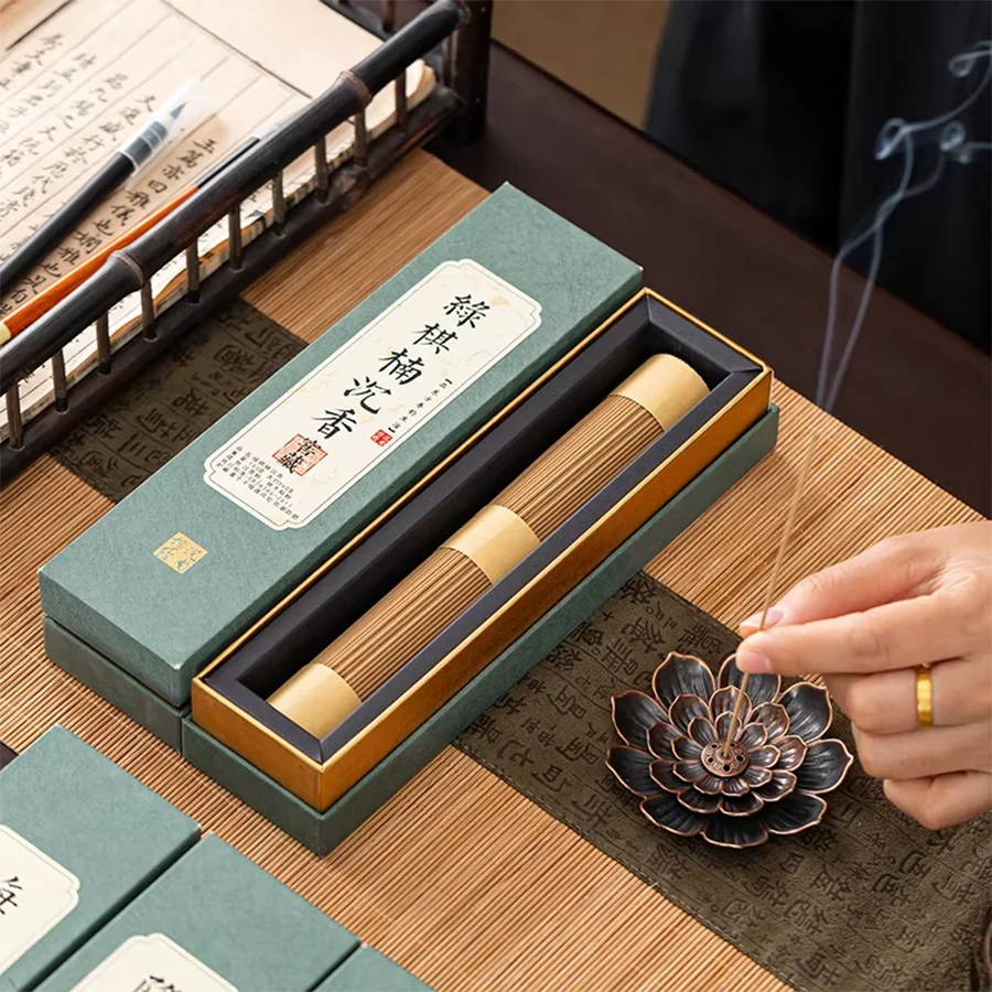 Six different scents of premium aromatherapy gifts, including sandalwood and agarwood incense sticks, suitable for home meditation and aromatherapy