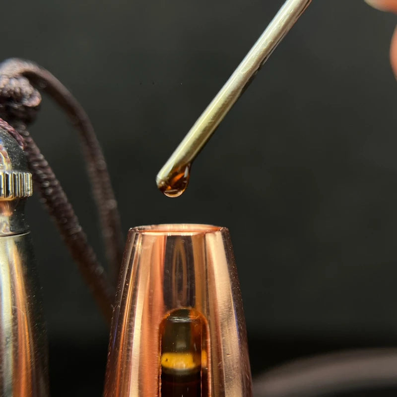 High-quality Natural Vietnam Nha Trang Agarwood Essential Oil Wear Style Supercritical Extract Pure No Addition No Dilution
