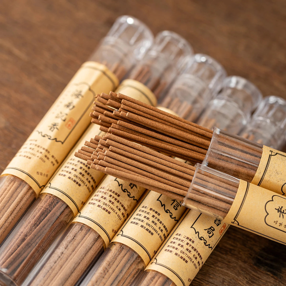30Pcs Natural Traditional Incense Sticks, 10.5 Short Incense Sticks for Aromatherapy, Old Mountain Sandalwood, Nha Trang Agarwood