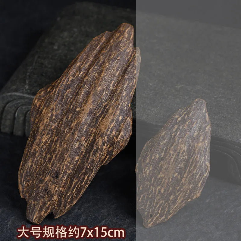 Natural Nha Trang Agarwood Freeform Handheld Piece Wood Carving Pendant Craft with Rich Medicinal Fragrance Gifts