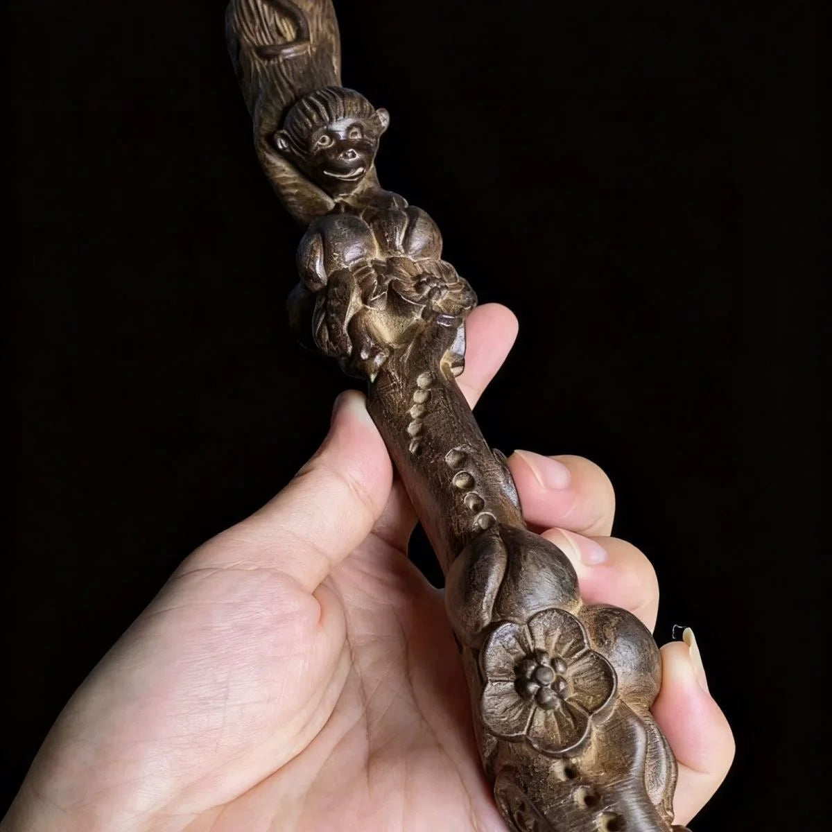 Hand-Carved Premium Agarwood Monkey Back Scratcher 40cm Traditional Wood Body Massager for Home Decor Zen Health Collection