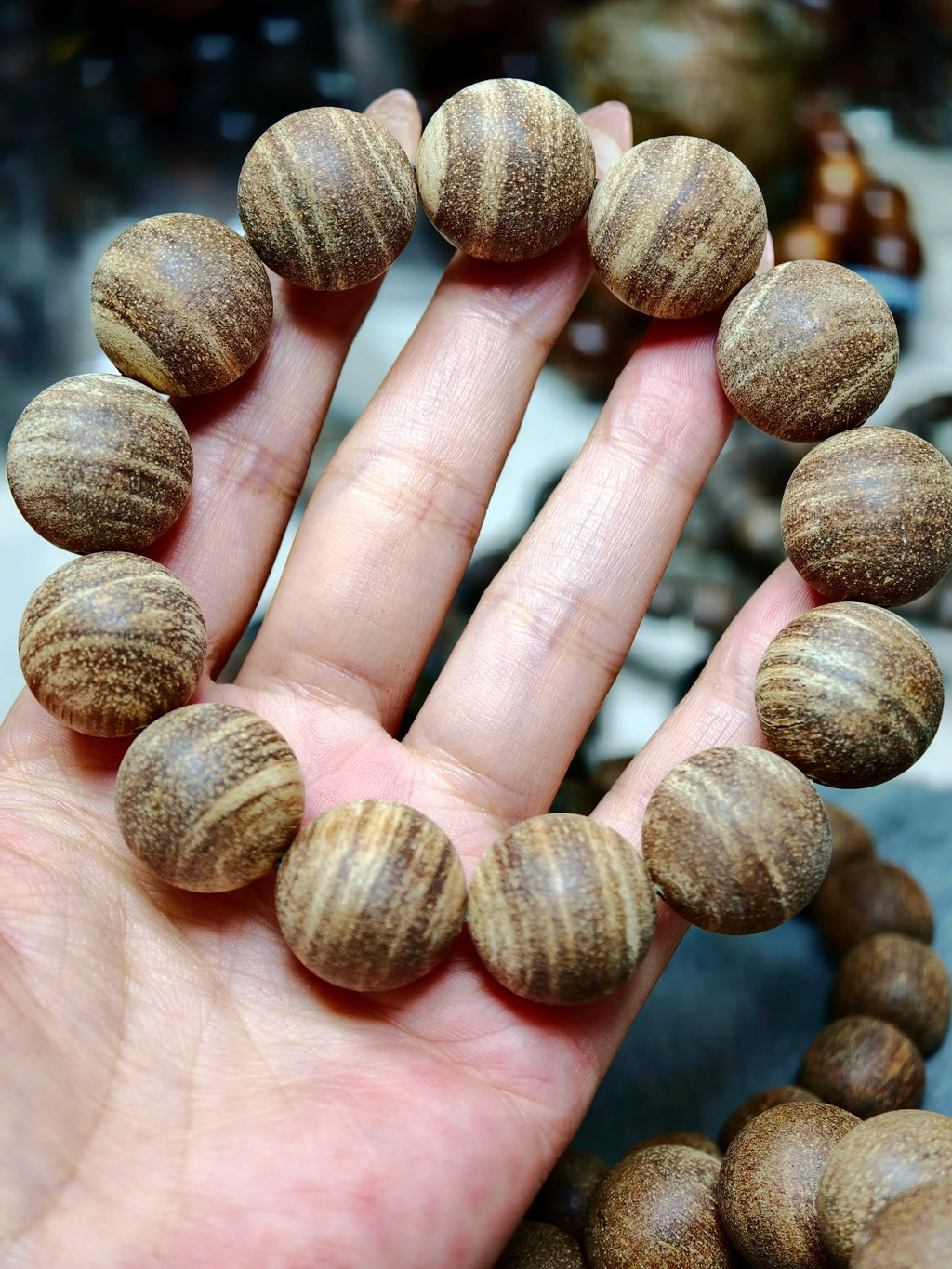Classic Chinese Style 20mm Natural Papua Agarwood Beaded Bracelet Lucky Fortune Blessing Good Luck Energy Jewelry For Men Women