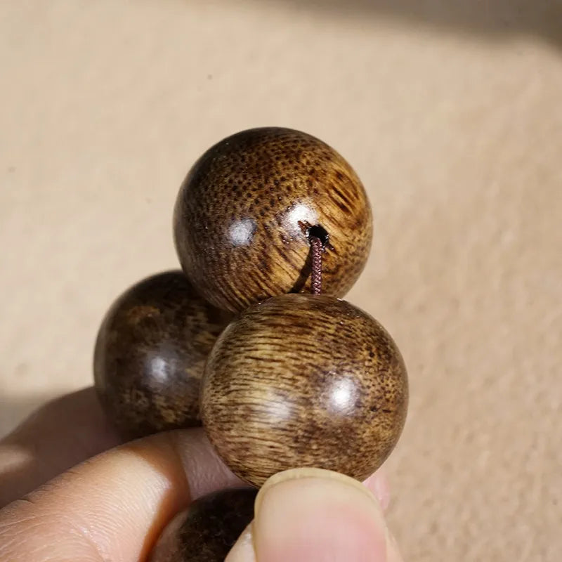 Waterborne Brunei Agarwood Bracelets Single Circle Round Bead Buddhist Prayer Beads Hand Jewelry for Men and Women Gifts