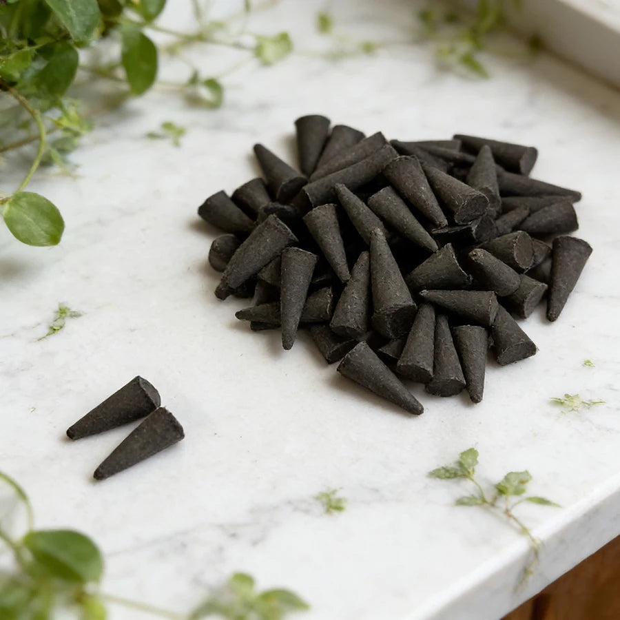 95pcs of Old Tree Agarwood Incense Cones, Remove Odours, Essential for Home, Office, Tea Room, Meditation and Yoga Aromatherapy