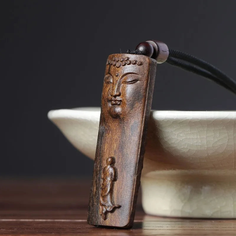 Guanyin Tathagata Agarwood Wood Carving Small Pendants Wooden Cultural Arts and Crafts Pendant Car Decorations