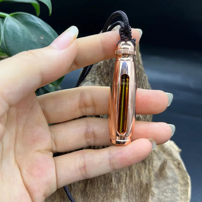 Agarwood Essential Oil Hainan Old Material Tea Room Household Indoor Incense Purify The Air Remove Odors and Calm The Nerves