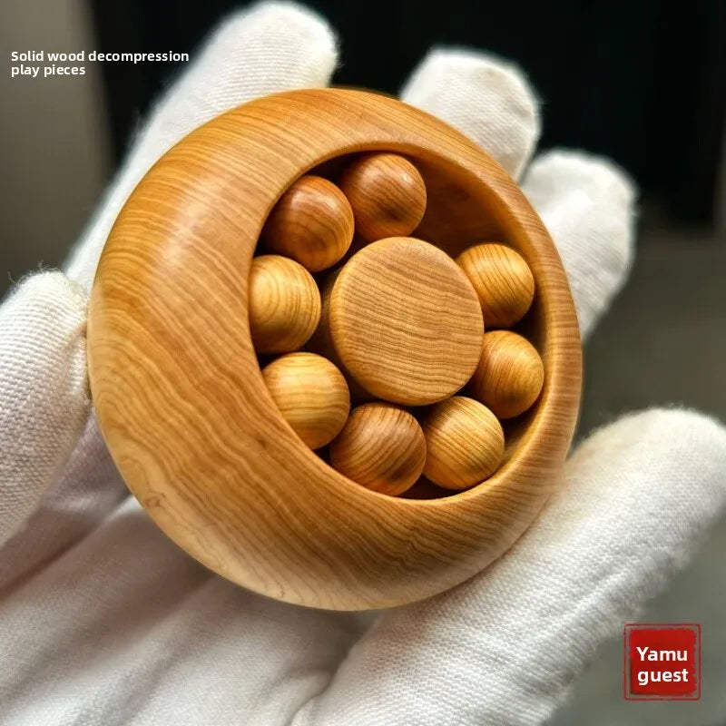Chinese Style Lucky Wealth Attracting Wooden Fire Wheel Fidget Toy Thuja Green Sandalwood Agarwood Rotatable Stress Relief Finge