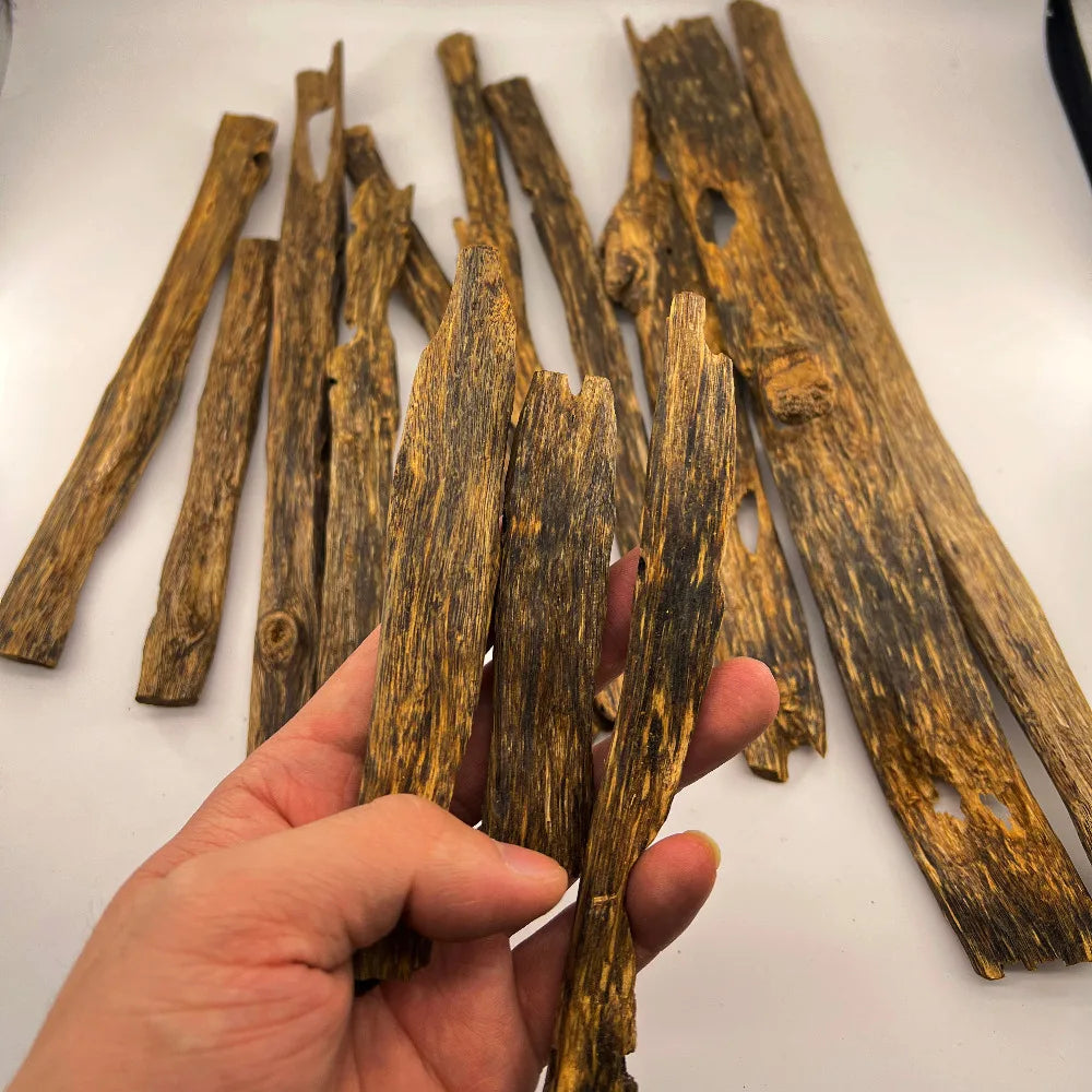 10g Oud Royal Resin Chunks  Agarwood Incense  Pure Aroma Charcoal Burning Cultivated