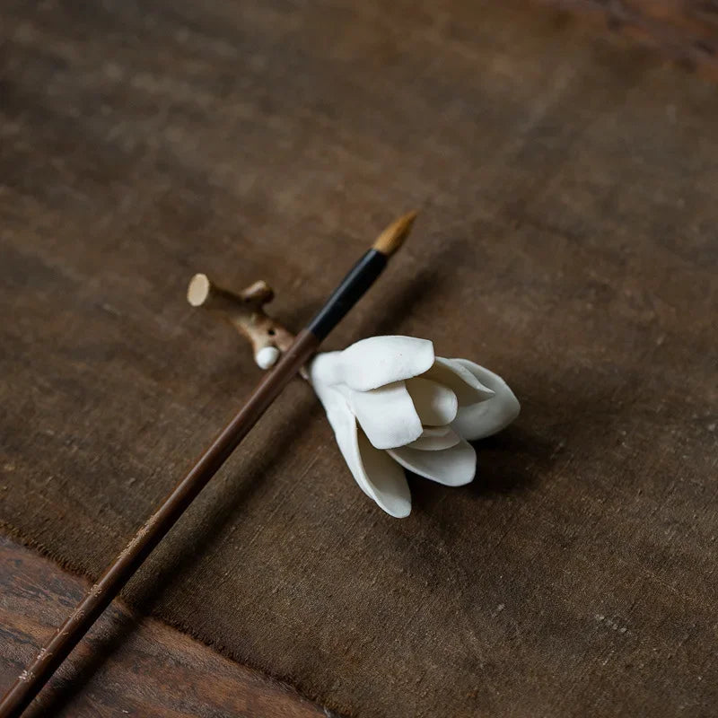 Simulated Magnolia Ceramic Penholder Small Ornament Writing Brush and Calligraphy Tools Tea Ceremony Accessories Table Ornaments