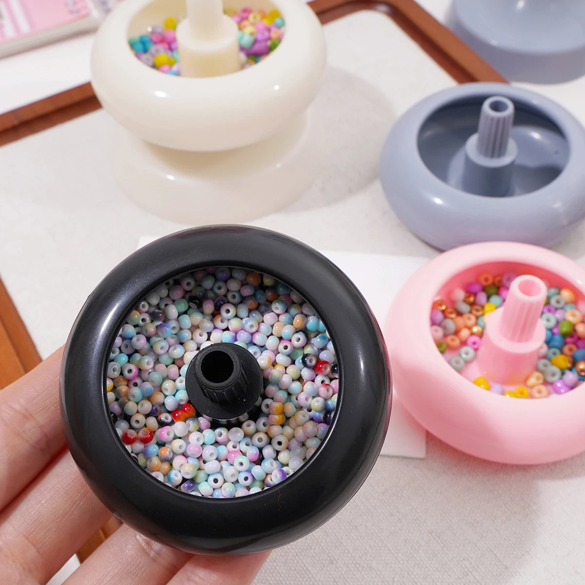 DIY Making Bead Spinner Bead Spinner for Jewelry Making, Effortless Rotating Plastic Bracelet Spinner with 1 Beading Needles