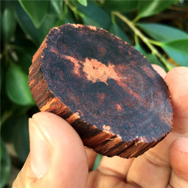 Myanmar Small Leaf Xiangzhen Incense Log Round Qi Nan Aromatherapy Material Home Car Pendant Buddha Beads Bracelet Decoration