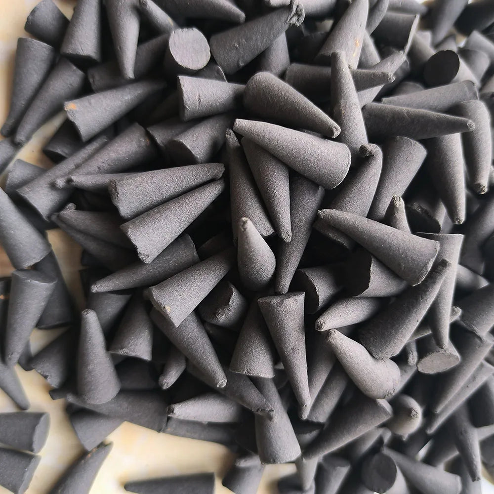 100/200/400pcs/lot Natural Incense Cones Handmade Black Attracting Wealth Fragrance Tibetan Tower Incense Scents for Home