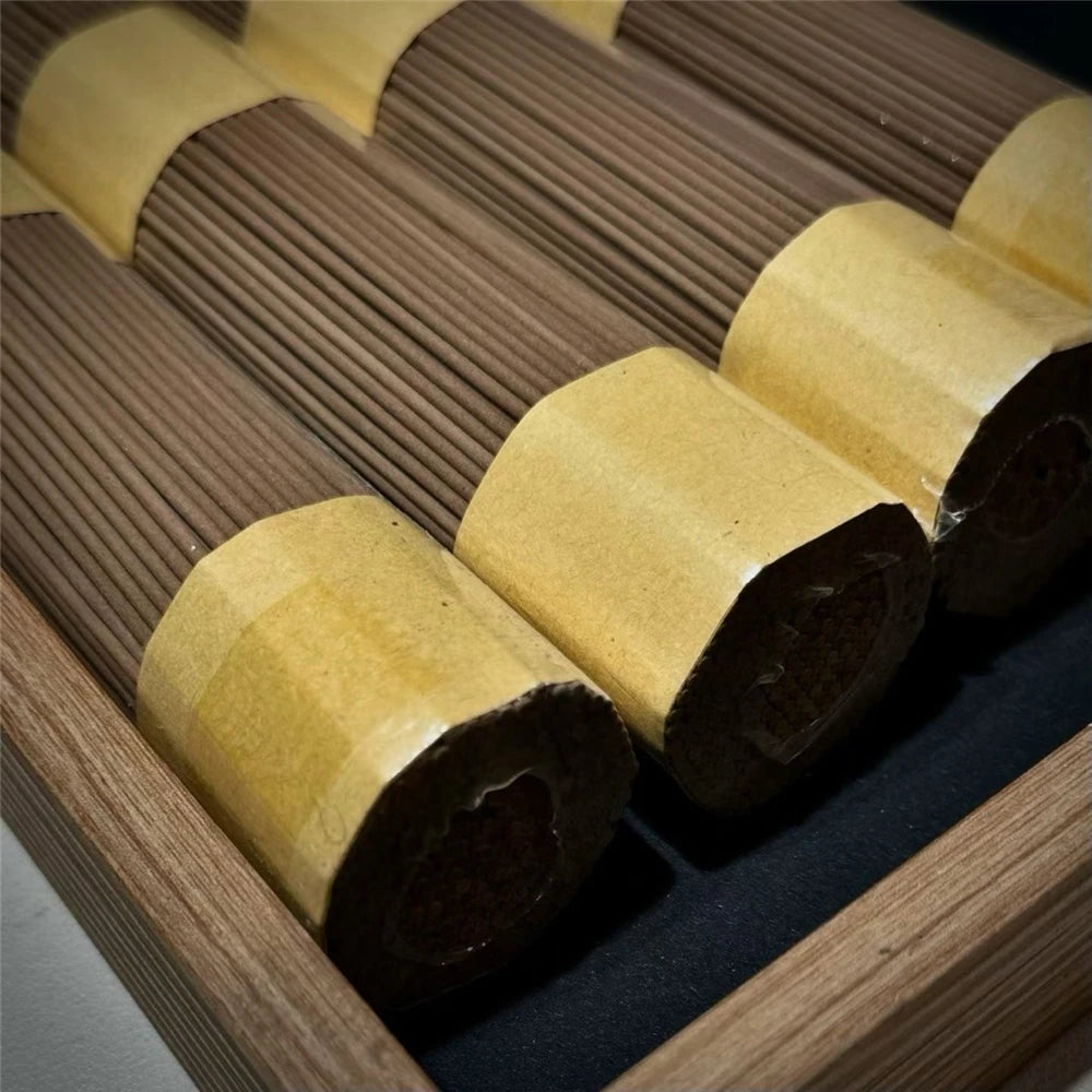 Vietnam Fusen Red Soil Kyara Agarwood Incense Sticks,Pure Agarwood Sticks,Indoor Fragrance Incense for Relaxation Meditation,Oud