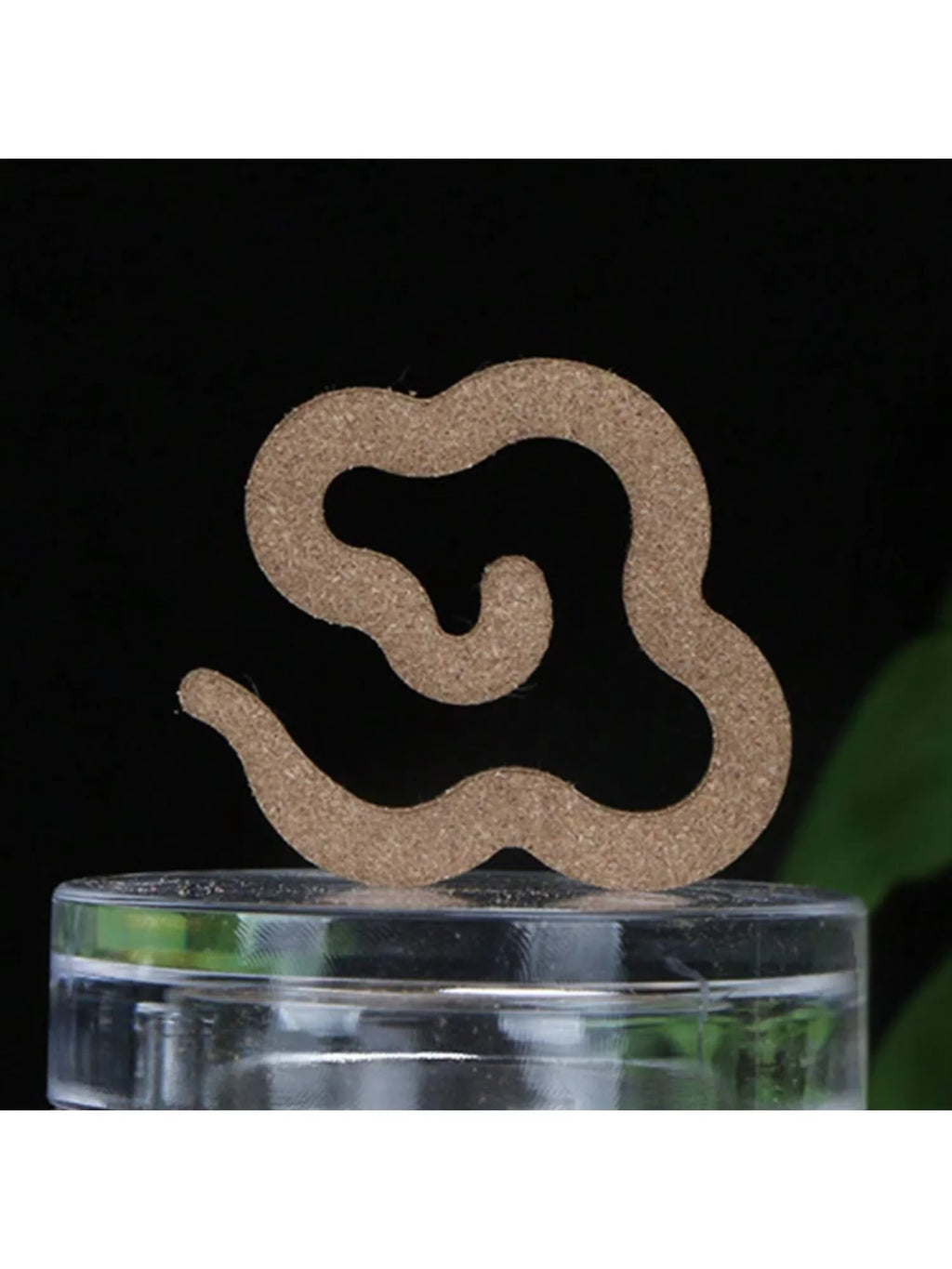42Pcs Sandalwood & Agarwood Coil Incense with Auspicious Cloud Design, Long Lasting Indoor Aroma Incense for Home Fragrance