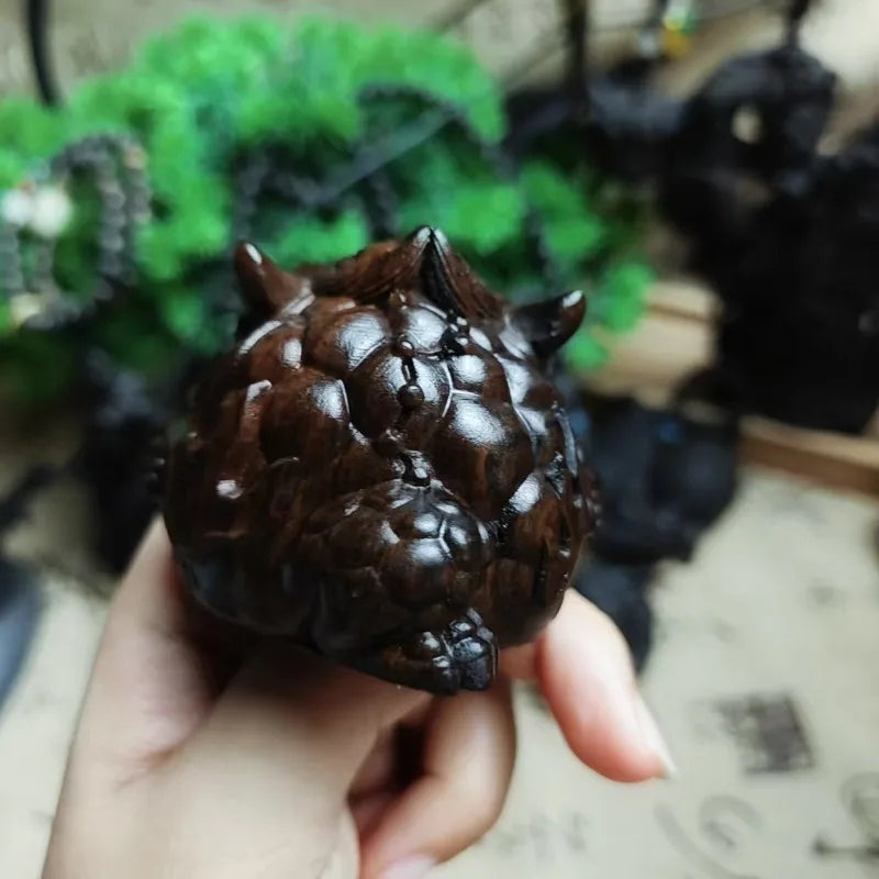 Hand-Carved Agarwood Three-Legged Toad - 2.56*1.97*2.36" Wealth Frog Statue, Lucky Feng Shui Ornament, Desktop Decoration,