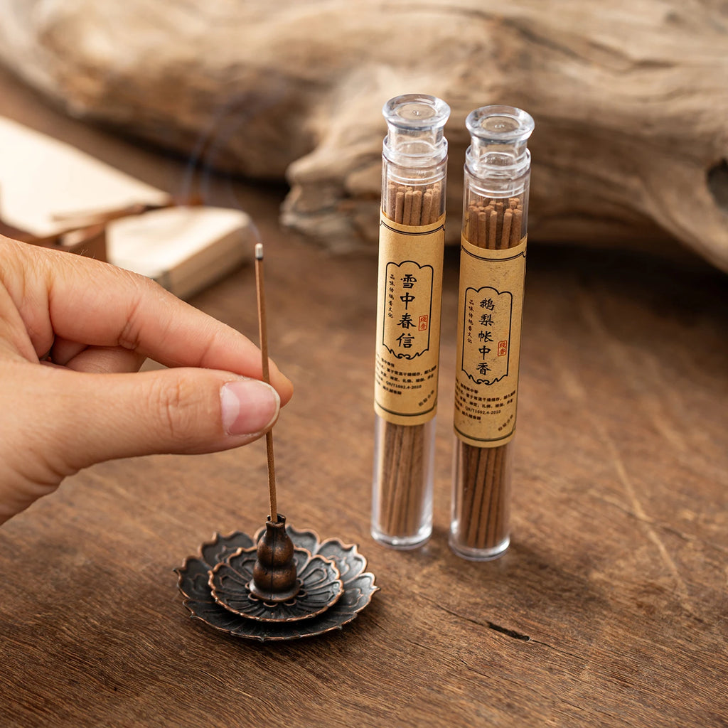 30Pcs Natural Traditional Incense Sticks, 10.5 Short Incense Sticks for Aromatherapy, Old Mountain Sandalwood, Nha Trang Agarwood