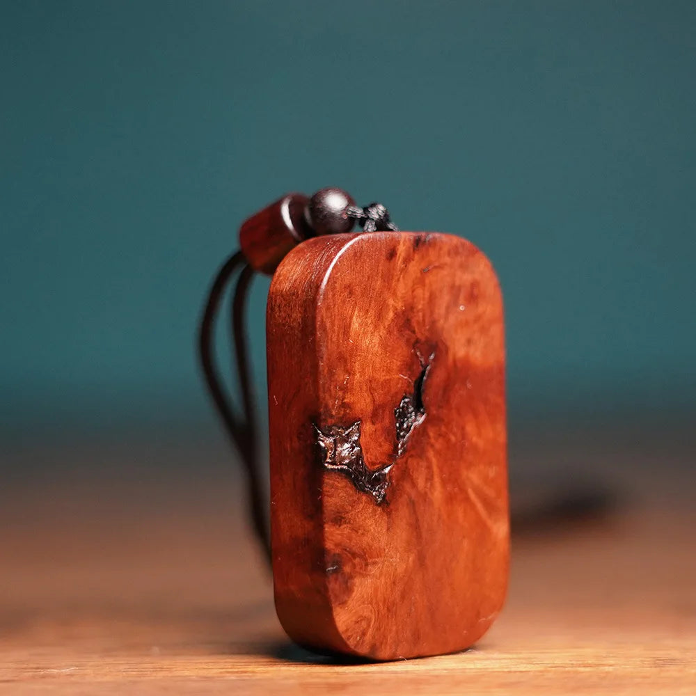 2026 Natural Lightning Struck Jujube Wood U Shape Pendant