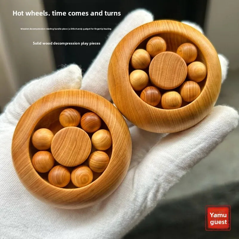 Chinese Style Lucky Wealth Attracting Wooden Fire Wheel Fidget Toy Thuja Green Sandalwood Agarwood Rotatable Stress Relief Finge