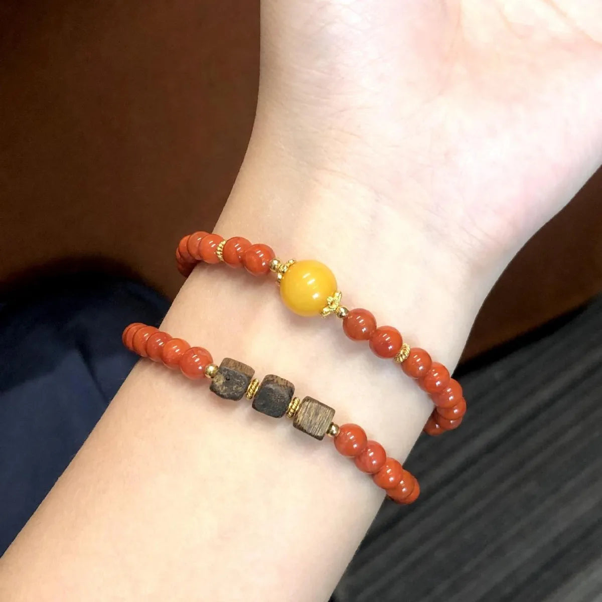Natural Full Color Nanhong Bead Bracelet With Aged Beeswax Double Loop Sugar Cube Agarwood Handcrafted Wrist Gift For Girlfriend